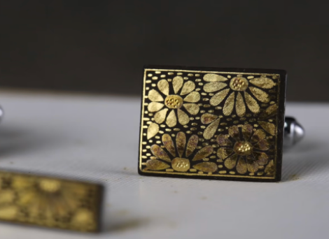Advance-sale 24K Gold Chrysanthemum Urushi Lacquer Cufflinks & Tie Clip Set | Handcrafted Black & Gold Japanese Floral | Lacquerware Gentleman Gift Set