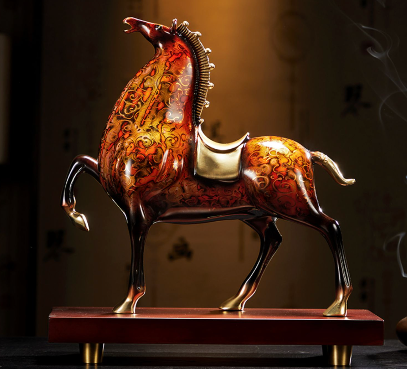 Urushi horse