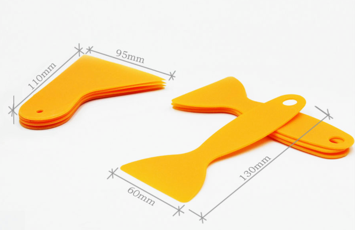 Plastic scraper