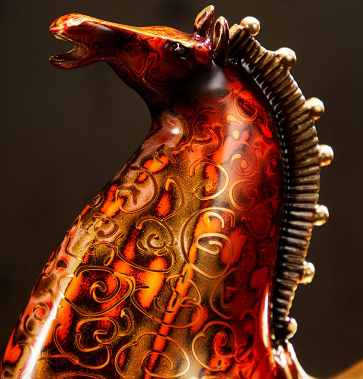 Urushi horse