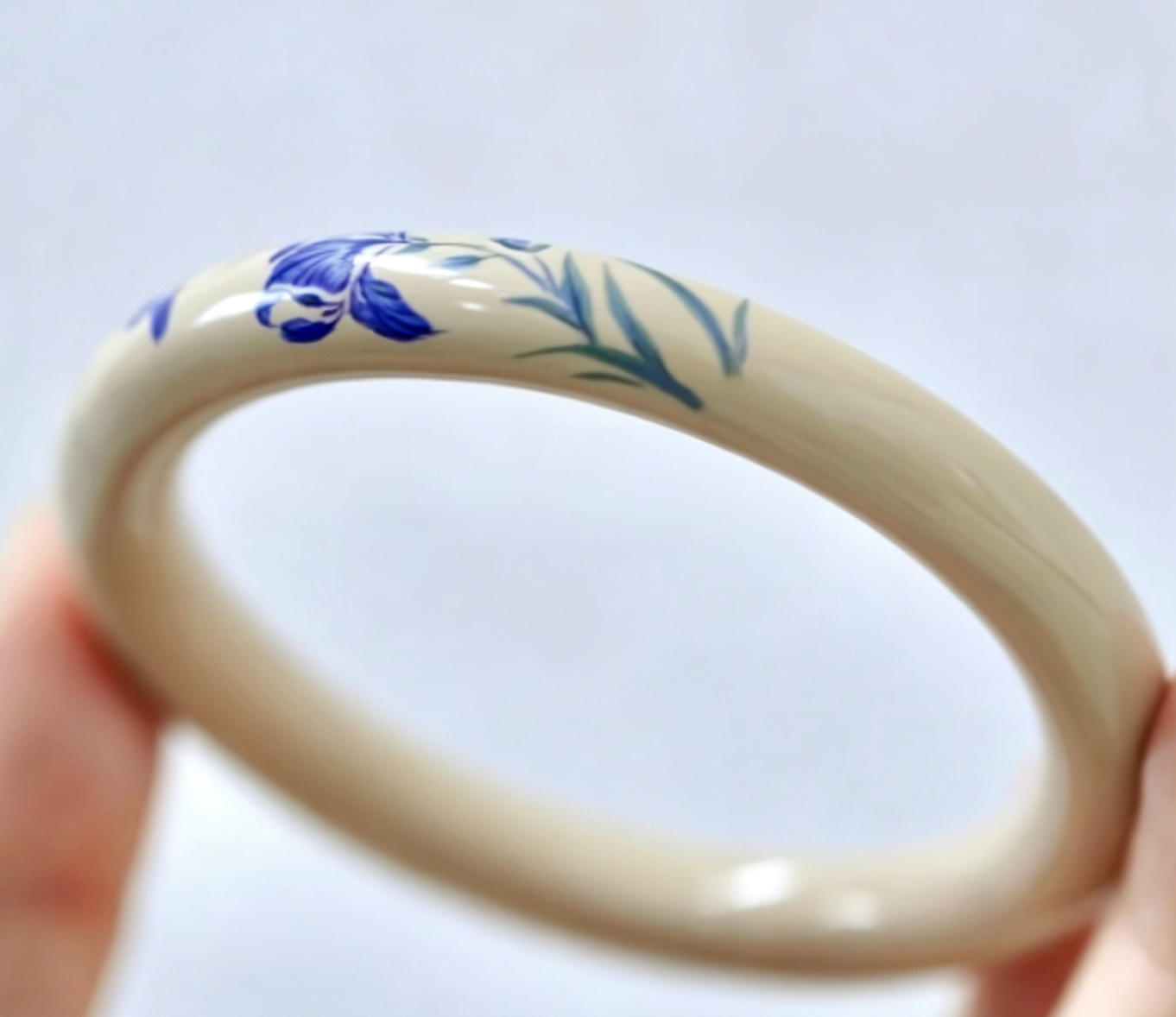 Iris Flower Urushi Lacquer Bangle | Blue & Ivory Hand-Painted Floral | Handcrafted Chinese Lacquerware Bracelet