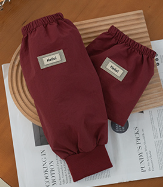 Wear-resistant waterproof oil-proof sleeves