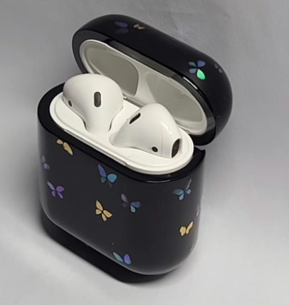 Advance-sale Butterfly Mother of Pearl AirPods Case | Iridescent Lacquer Scatter Pattern | Handcrafted Urushi Lacquerware Cover