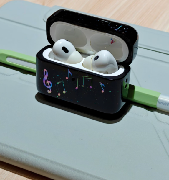 Advance -sale Musical Notes Mother of Pearl AirPods Pro 2 Case | Iridescent Lacquer Music Lover Gift | Handcrafted Urushi Lacquerware Cover