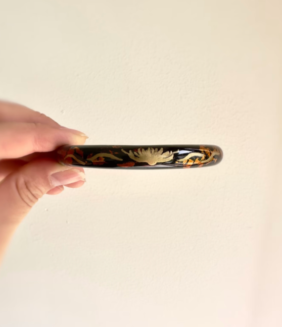 Chrysanthemum Maki-e Lacquer Bangle | Black & Gold Hand-Painted Wooden | Handcrafted Urushi Lacquerware Bracelet