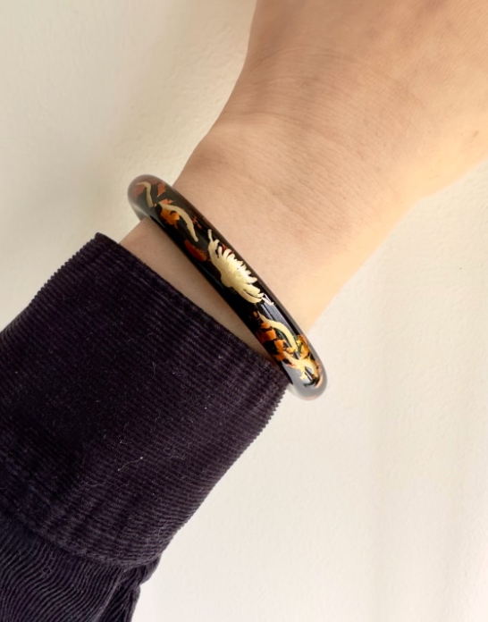Chrysanthemum Maki-e Lacquer Bangle | Black & Gold Hand-Painted Wooden | Handcrafted Urushi Lacquerware Bracelet