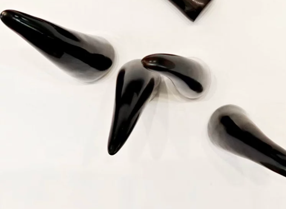 Natural Ox Horn Pestle for Urushi Lacquer Art — Traditional Pigment Grinding & Color Mixing Tool for Lacquerware, Painting, and Polishing