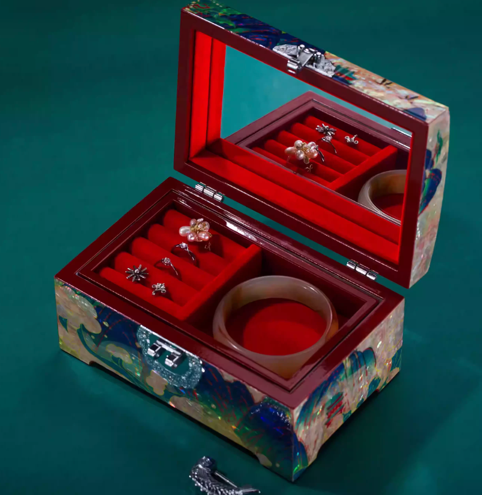 Nine-Color Deer Mother of Pearl Jewelry Box | Iridescent Shell Inlay Chinese Lacquerware | Handcrafted Wedding Birthday Gift Box